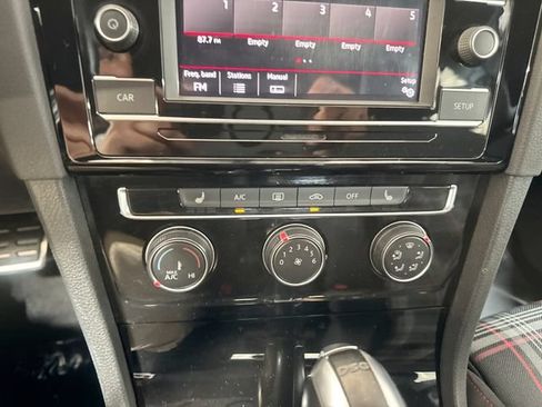 Used 2018 Volkswagen GTI S FWD image 17