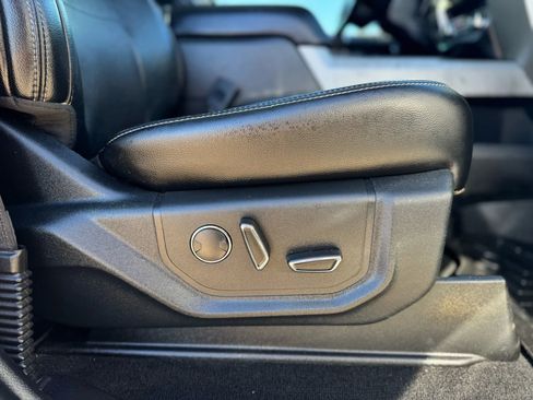 Used 2019 Ford F350 Lariat w/ Lariat Ultimate Package image 28