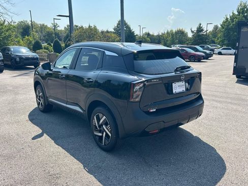 New 2026 Nissan Kicks SV w/ SV Premium Package FWD image 5