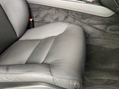 Certified 2023 Volvo XC60 T8 Plus AWD/4WD image 35