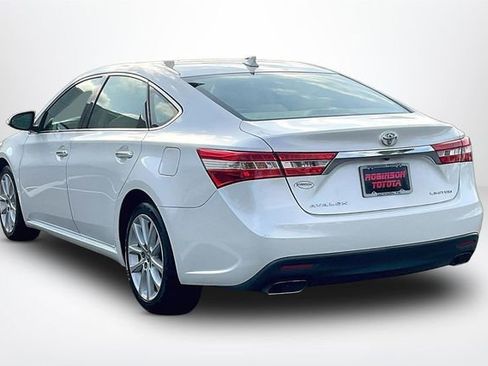 Used 2013 Toyota Avalon Limited image 12