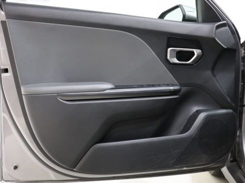 Used 2025 Kia K4 FWD image 18