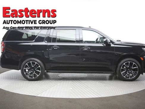 Used 2024 Chevrolet Suburban RST RWD image 47