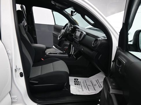 Used 2023 Toyota Tacoma TRD Sport image 25