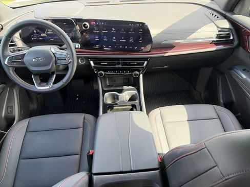 Used 2026 Chevrolet Traverse Z71 w/ Driver Confidence Package AWD/4WD image 13