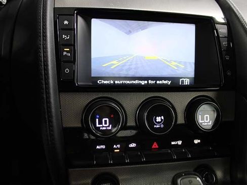 Used 2017 Jaguar F-TYPE Coupe RWD image 12