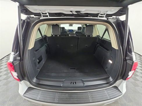 Certified 2023 Ford Expedition Max XLT image 17
