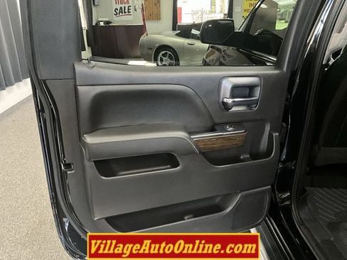 Used 2018 GMC Sierra 1500 Denali w/ Denali Ultimate Package image 24