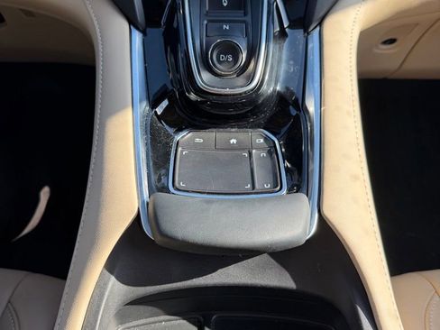 Used 2024 Acura RDX SH-AWD w/ Technology Package image 17