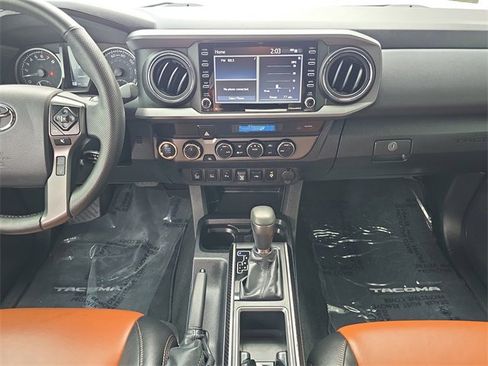 Used 2023 Toyota Tacoma TRD Sport image 13
