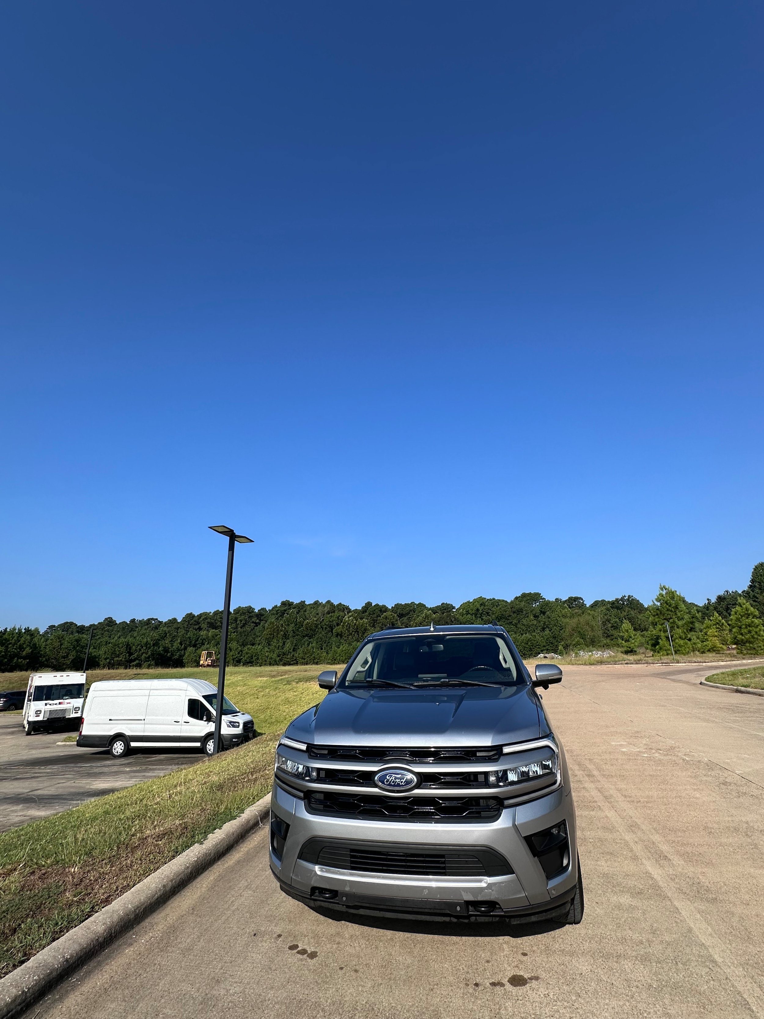 Used 2023 Ford Expedition XLT AWD/4WD image 6