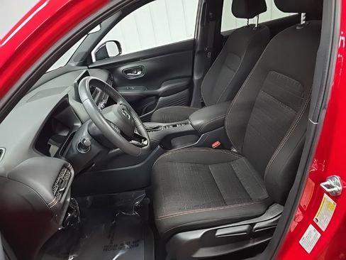 Used 2024 Honda HR-V Sport image 29
