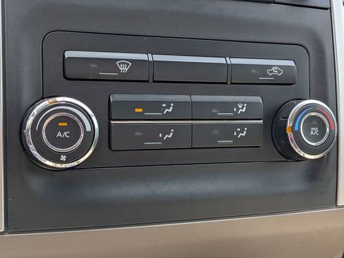 Used 2017 Nissan Frontier SV RWD image 14