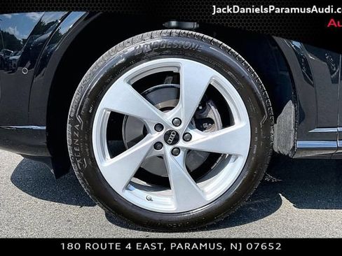 Used 2025 Audi Q5 Premium Plus w/ Premium Plus AWD/4WD image 8