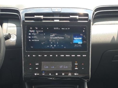 Certified 2023 Hyundai Santa Cruz Limited AWD/4WD image 13