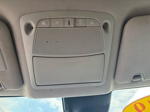 Used 2019 Nissan Rogue S FWD image 21