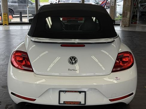 Used 2014 Volkswagen Beetle R-Line FWD image 12