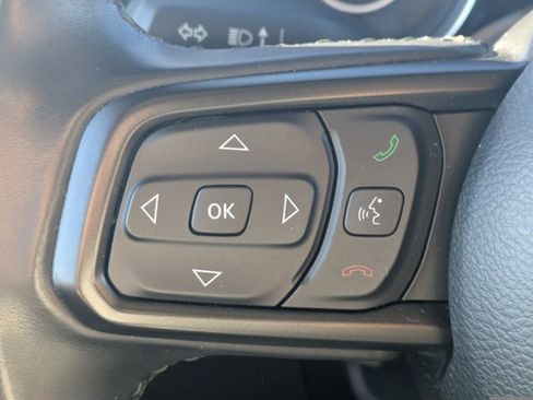 Used 2020 Jeep Wrangler Sport image 16