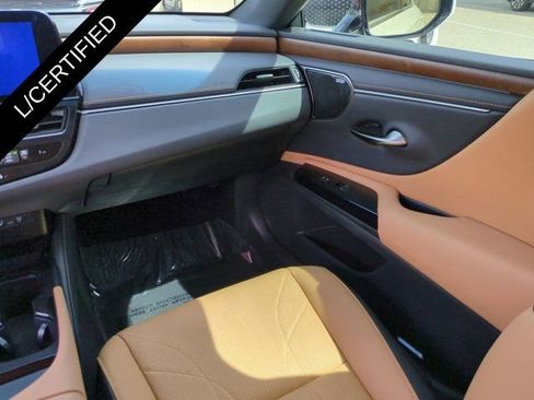 Certified 2025 Lexus ES 350 Ultra Luxury image 16