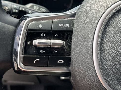 Certified 2021 Kia Sorento SX FWD image 23