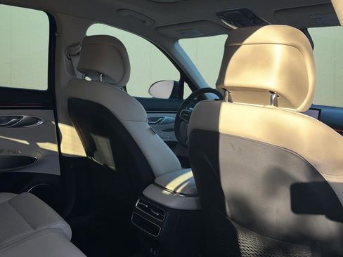 Certified 2026 Genesis GV70 2.5T Select image 49