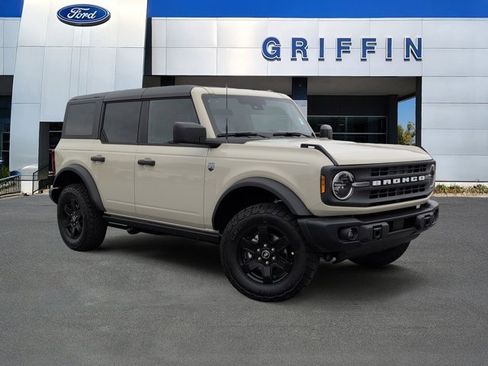 New 2025 Ford Bronco Big Bend w/ Black Diamond Package image 1