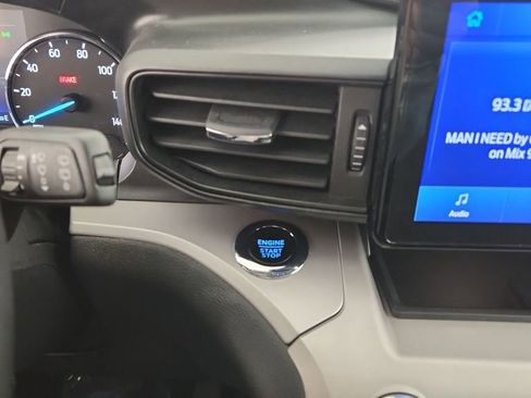 Certified 2023 Ford Explorer XLT AWD/4WD image 22