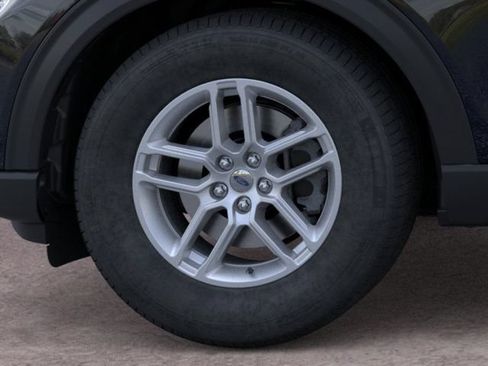 New 2026 Ford Explorer Active RWD image 19