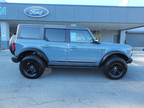 Used 2021 Ford Bronco First Edition image 2