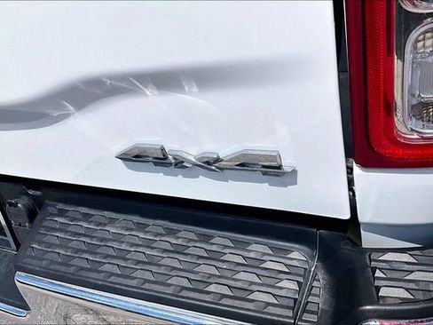 Used 2024 RAM 2500 Tradesman w/ Chrome Appearance Group AWD/4WD image 25