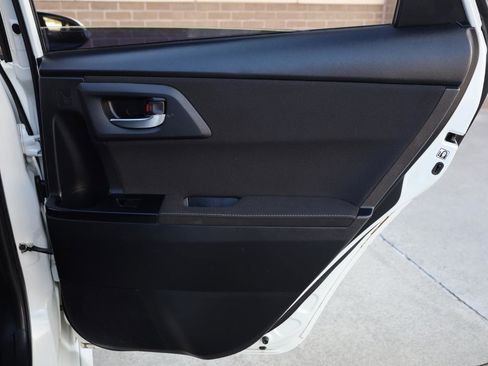 Used 2016 Scion iM FWD image 20