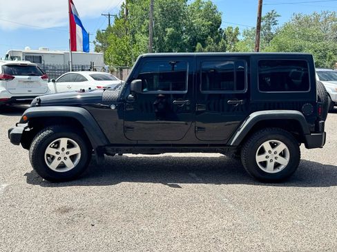 Used 2015 Jeep Wrangler Unlimited Sport w/ Quick Order Package 24S AWD/4WD image 4