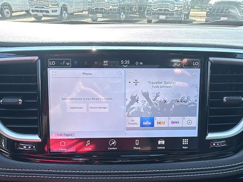 New 2026 Chrysler Pacifica Select image 14