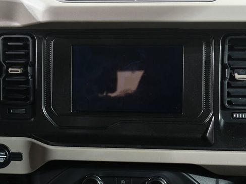 Used 2021 Ford Bronco Big Bend image 9