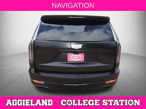 Used 2026 Cadillac Escalade Platinum Sport w/ LPO, ONYX Package AWD/4WD image 5
