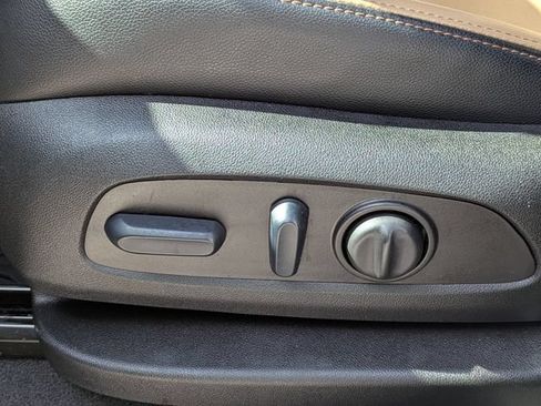 Used 2024 Chevrolet Equinox Premier FWD image 21