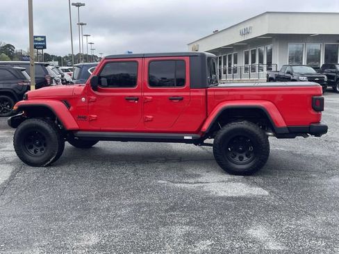 Used 2021 Jeep Gladiator Sport AWD/4WD image 7