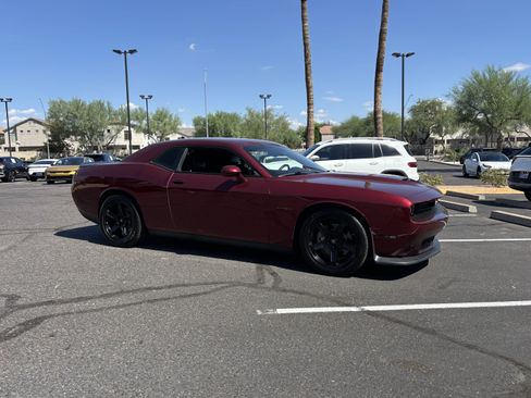 Used 2022 Dodge Challenger R/T w/ Plus Package RWD image 32