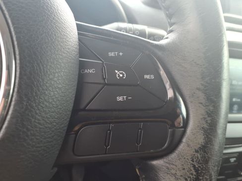 Used 2019 Jeep Renegade Altitude w/ Quick Order Package 2XM image 17