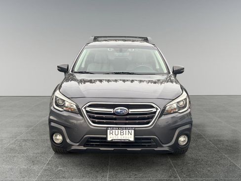 Used 2018 Subaru Outback 2.5i Premium AWD/4WD image 2