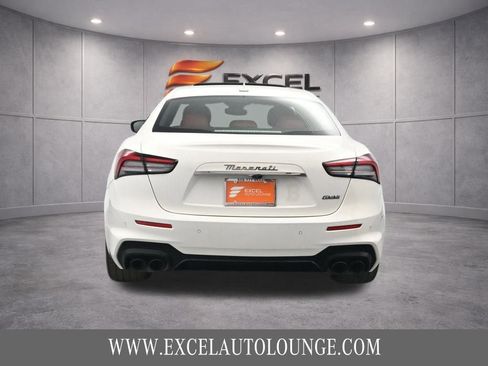 Used 2022 Maserati Ghibli Modena RWD image 7