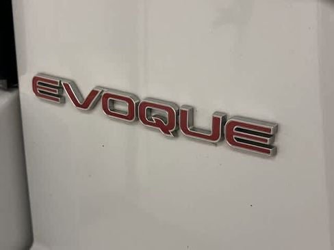 Used 2018 Land Rover Range Rover Evoque SE Premium AWD/4WD image 18