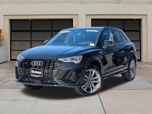 Used 2025 Audi Q3 2.0T Premium w/ Convenience Package AWD/4WD image 3