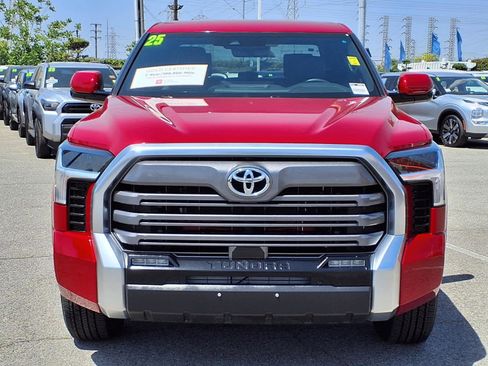 Certified 2025 Toyota Tundra Limited AWD/4WD image 2