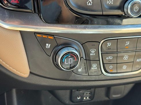 Used 2023 Chevrolet Traverse Premier w/ LPO, Floor Liner Package AWD/4WD image 22