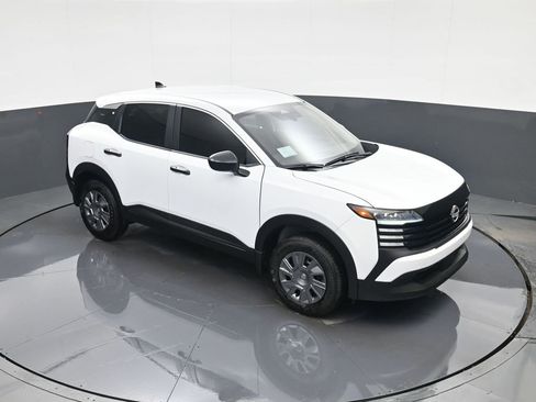 New 2026 Nissan Kicks S image 23