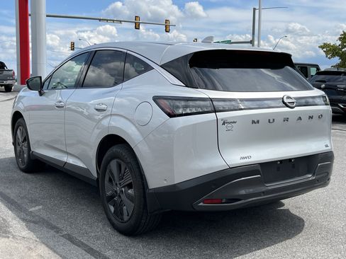Used 2025 Nissan Murano SL AWD/4WD image 9