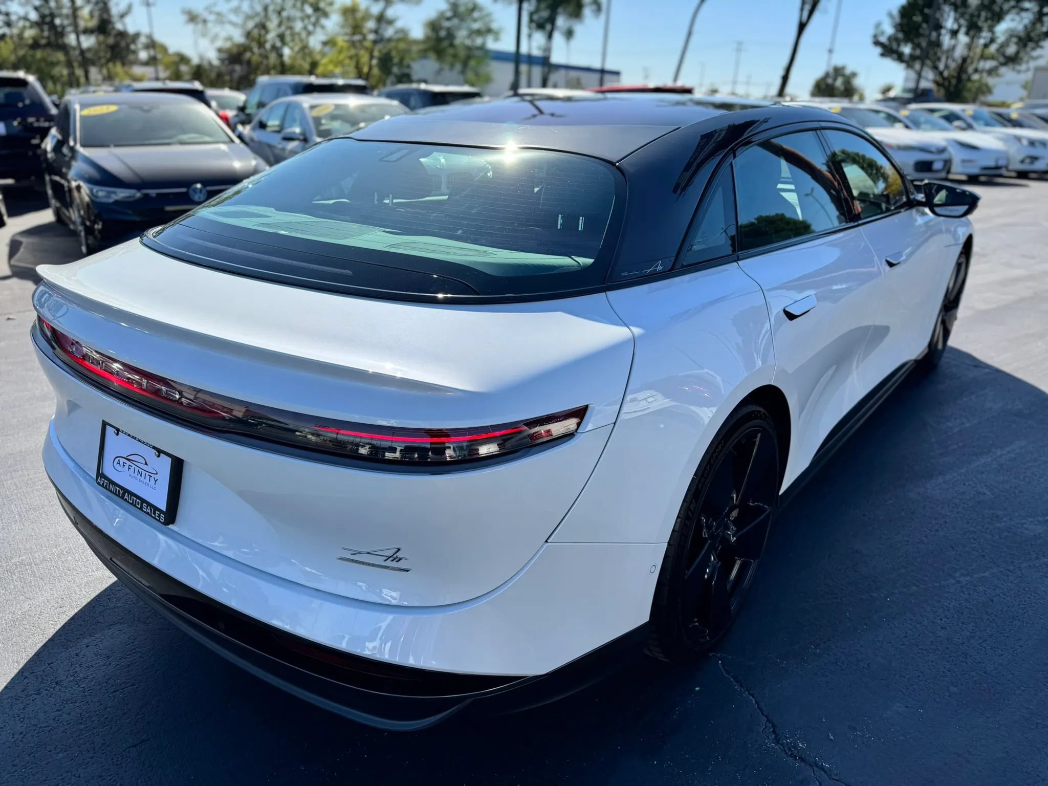 Used 2023 Lucid Air Touring AWD/4WD image 5