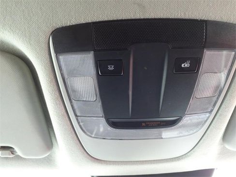 Used 2021 Kia Seltos S image 26