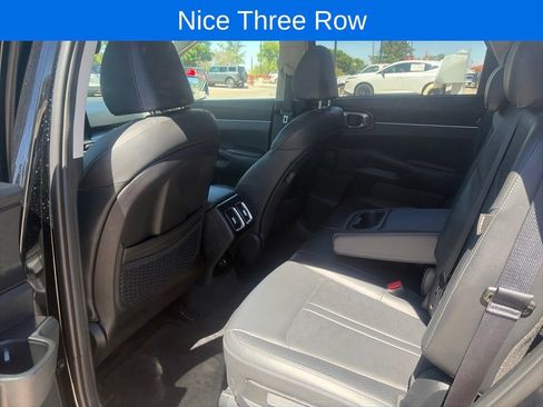 Used 2024 Kia Sorento S FWD image 23